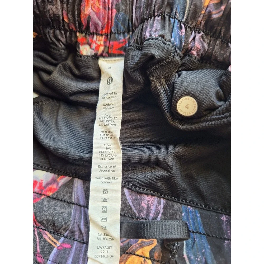 Lululemon Hotty Hot Low Rise Short 4